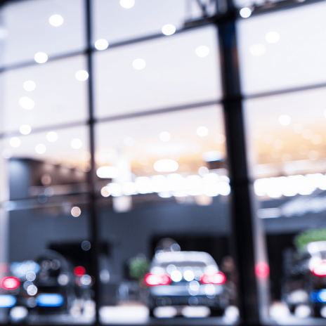 Покупка машины пока выглядит непривлекательно. Но продажи выросли на 70%